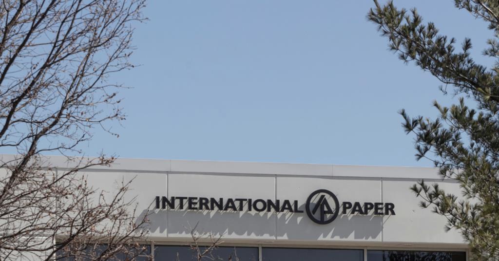 International Paper to split into two separate companies