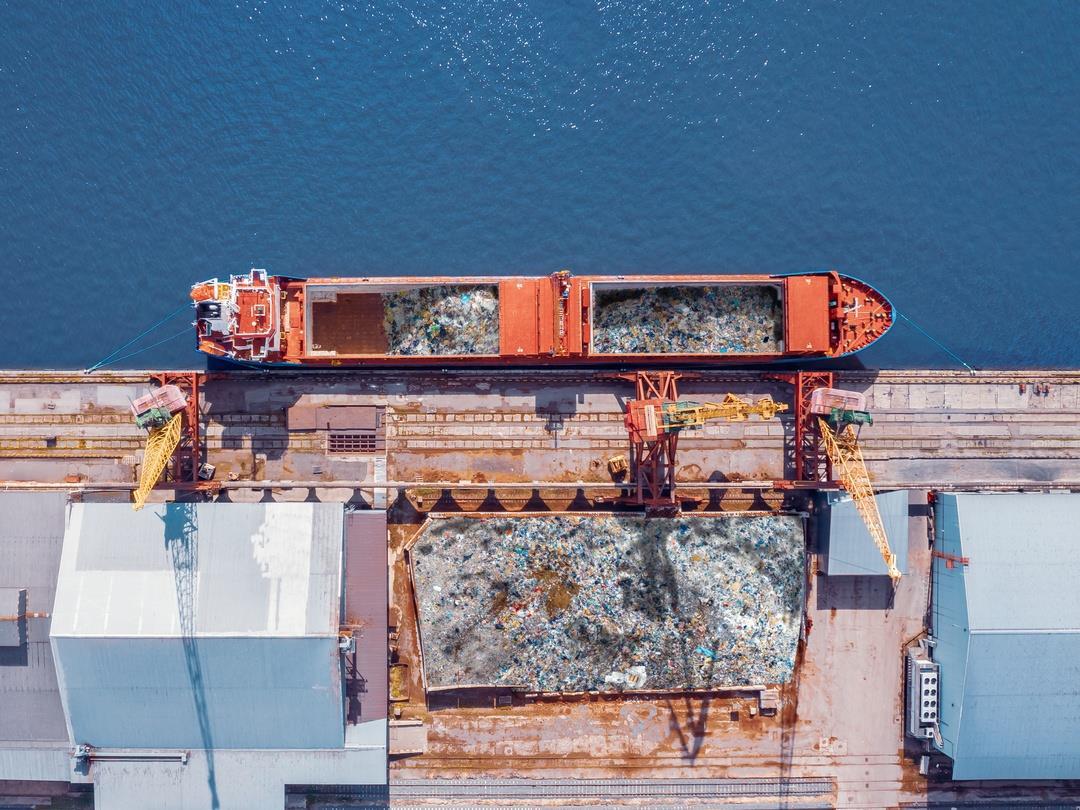 PE_Waste_Cargo