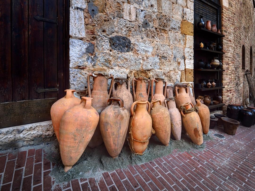 amphorae