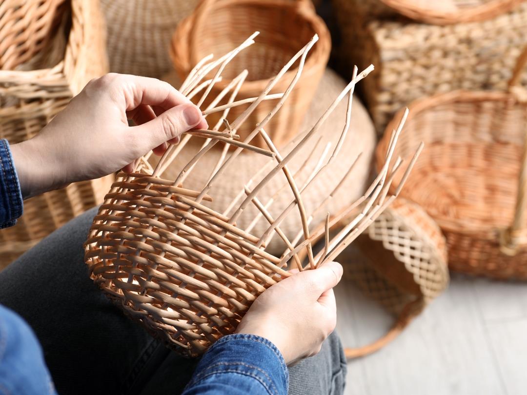 weaving-basket