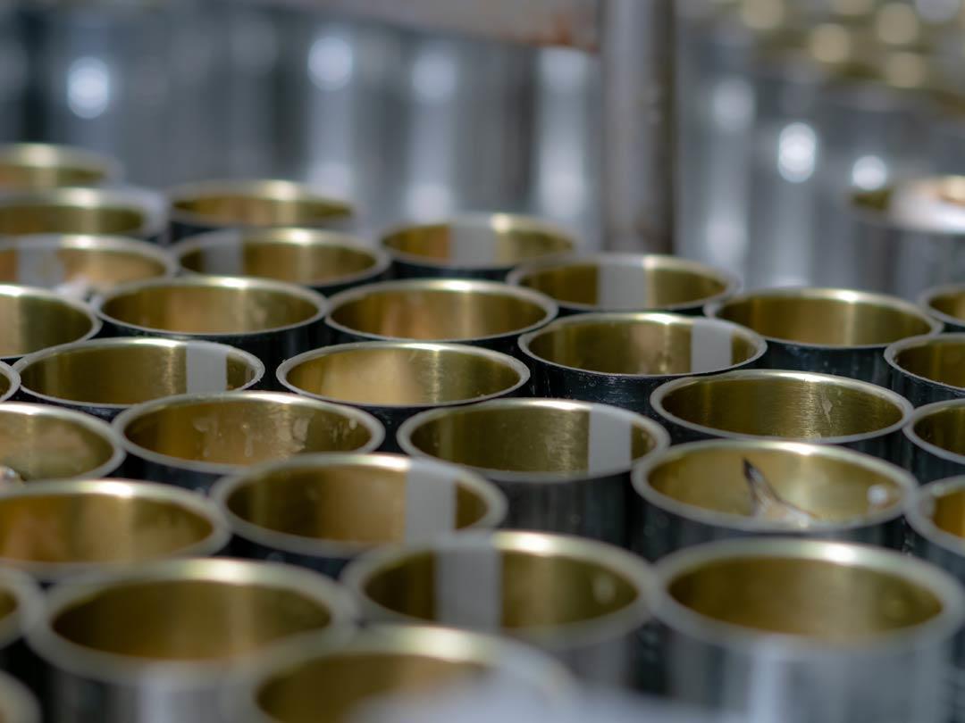 cans