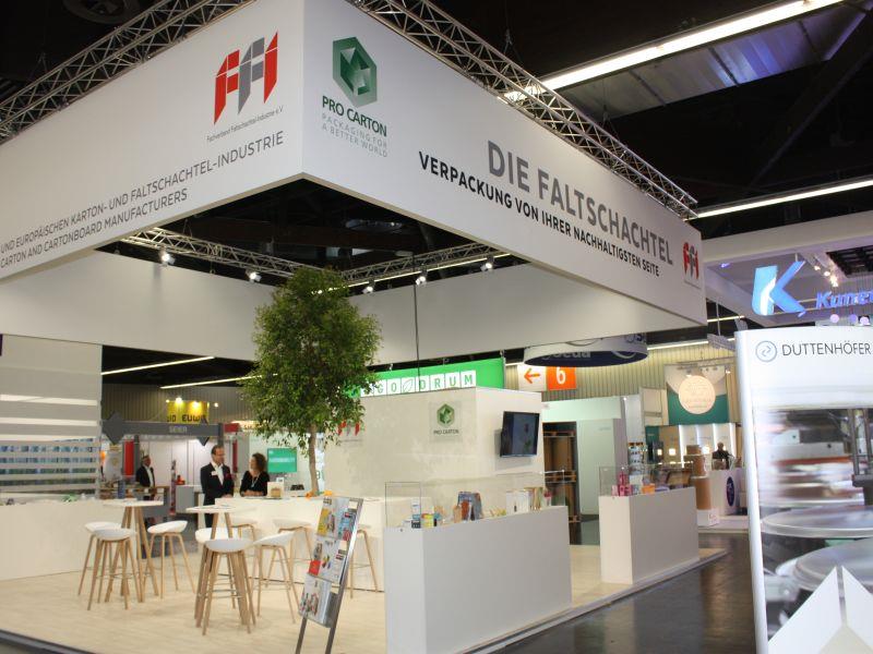 procarton280819.jpg