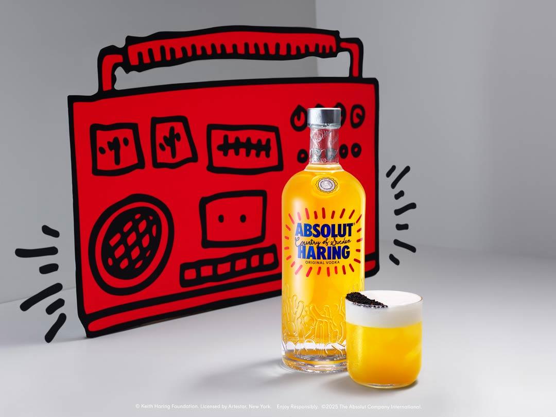ABSOLUT-EOY25-Haring-Stillife-9-fullframe (1)