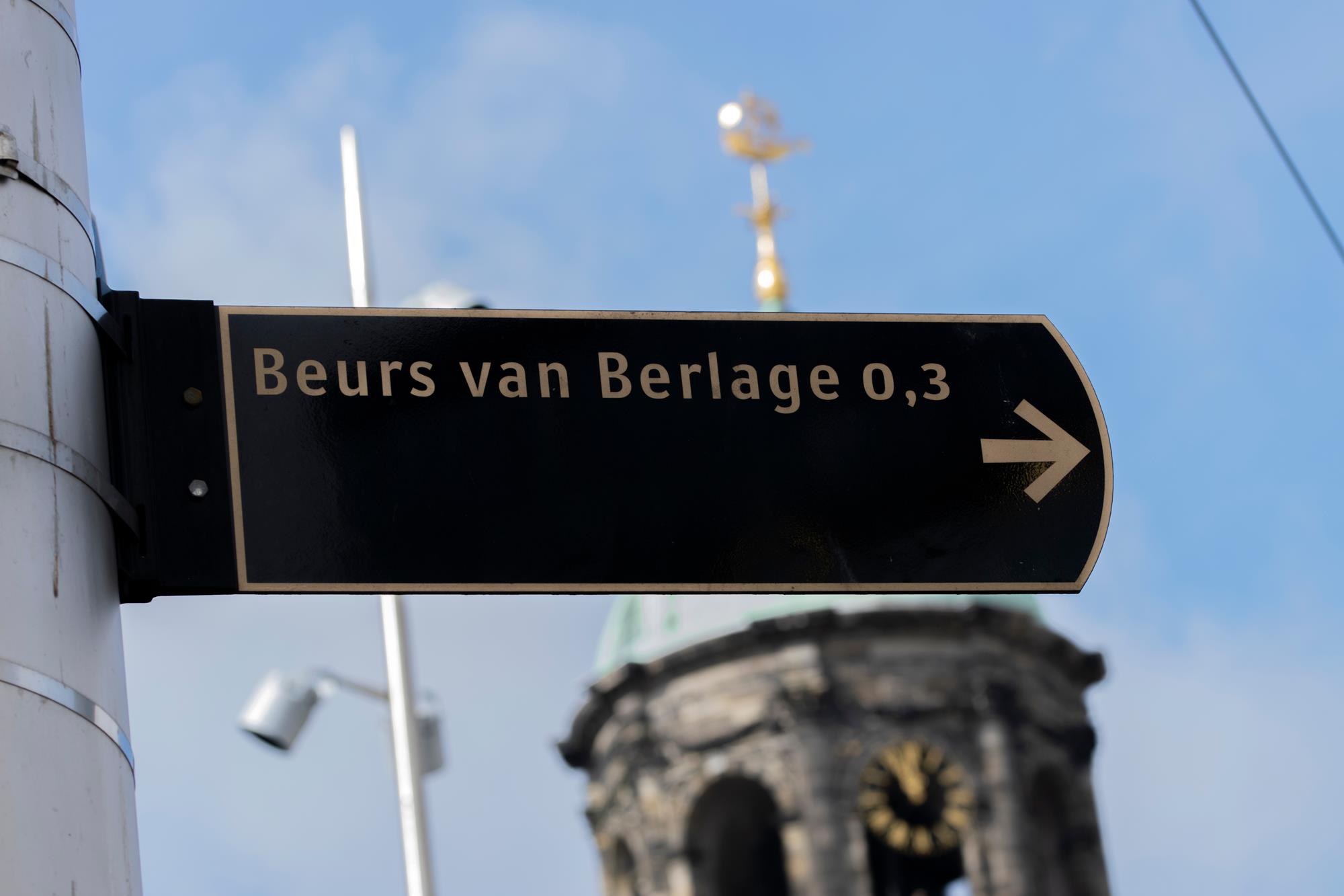 PE_Beurs_van_Berlage_2