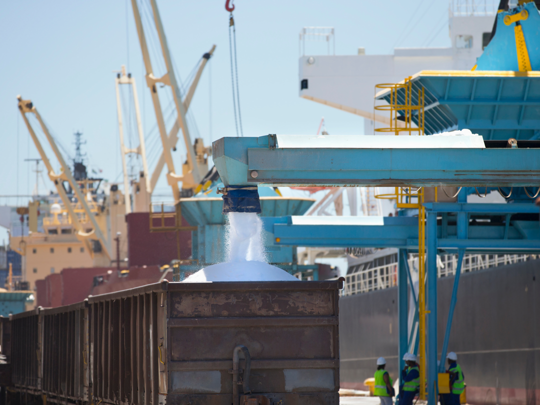 PE_Pellets_in_Dockyard
