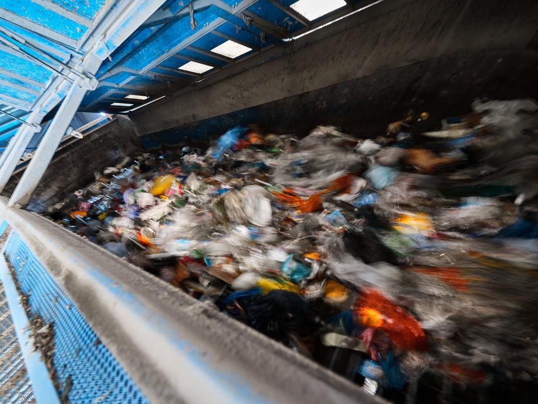 PE_Trash_Conveyor