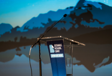PE_SPS_Podium