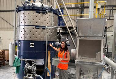 Victoria Garcia and adhesive manufacture 1 (1)