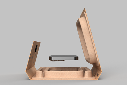 Swappie RePack box with iPhone-2