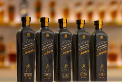 15679_johnniewalkerfirst70clpaperbasedbottletrialimage2_838349-2