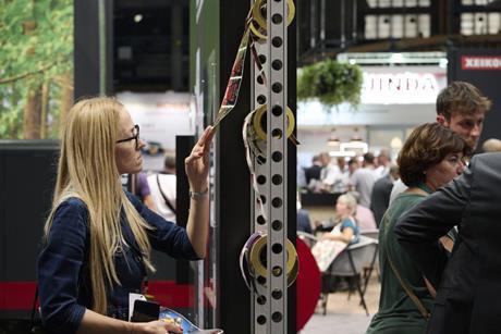 labelexpo spotlight head