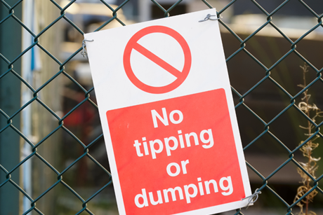 PE_Fly_Tipping_Sign