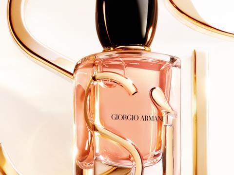 Armani best sale gold bottle