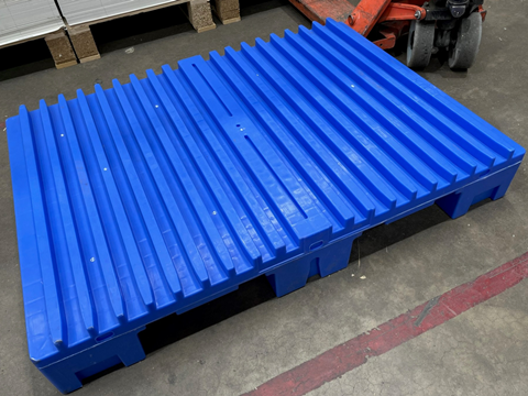 C&T Plastic Pallets