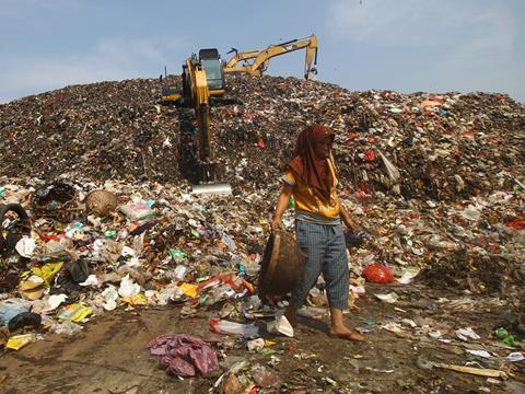 PE_Landfill_Worker