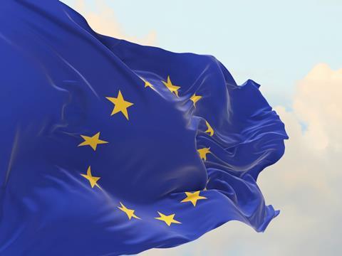 PE_EU_Flag_Sky