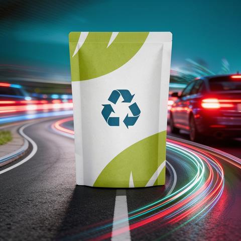 magnific_show-this-recyling-bag-si_l7bUHZ2gv9