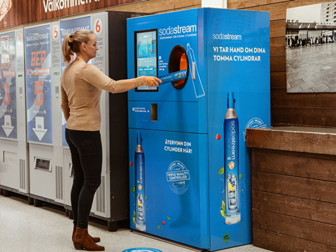 tomra-sodastream-reverse-vending-machine-e.png