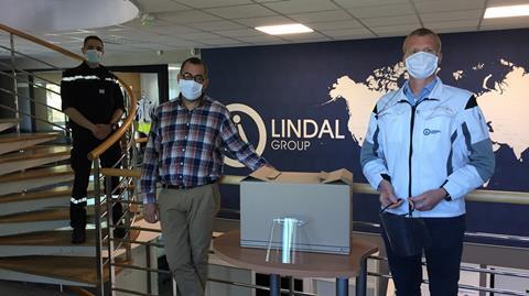 LINDAL France team (002).jpg