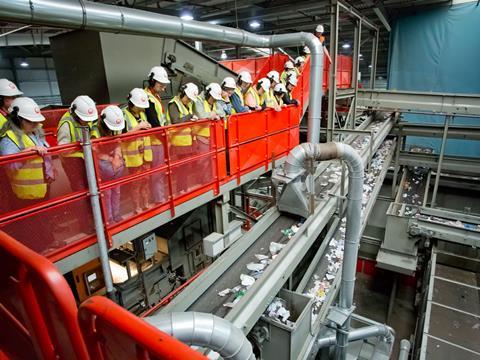 Tour-of-Southwark--recycling-facility.jpg