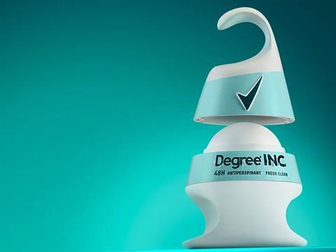 A bottle of Degree antiperspirant sits to the right of the image, against a blue gradient background. The antiperspirant bottle has a curved, indented shape and features a blue banner with ‘Degree INC’ and ’48H antiperspirant fresh clean’ printed on it. Braille is just visible over the writing of ‘Degree INC’. The hooked, curved lid hovers slightly above the deodorant bottle and features a blue banner with a darker blue tick graphic.