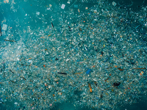 PE_Plastic_Waste_In_Ocean