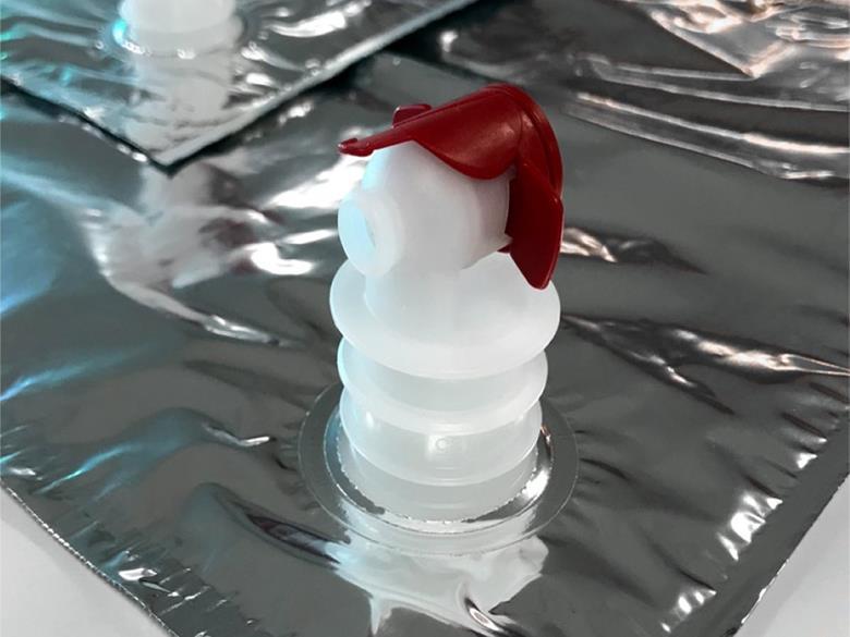 SmurfitKappa launches new thermolaminated film for baginbox