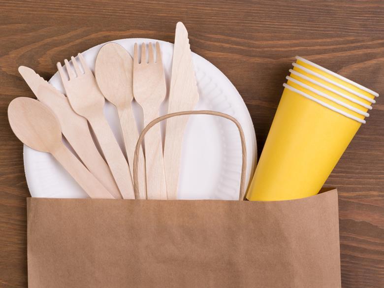 Singleuse paperbased packaging better for environment than reusable